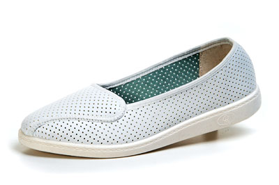 Туфли женские перфорация, белые (искус. кожа, ПВХ) женские М11Пб Атлантис